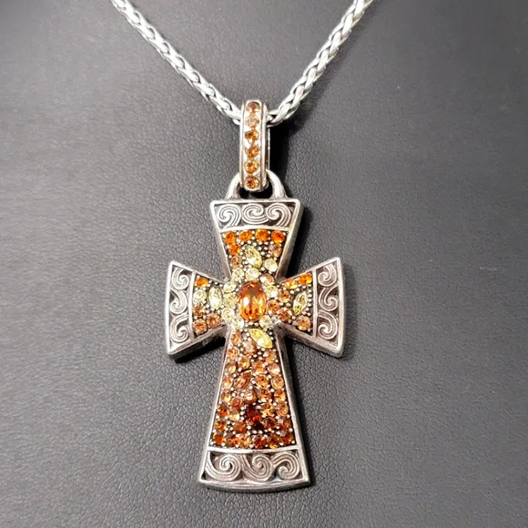 BRIGHTON RETIRED CRYSTAL VOYAGE CROSS NECKLACE REVERSIBLE NWOT - Picture 3 of 6